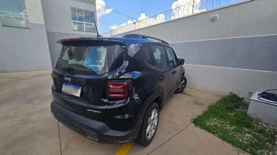 JEEP-RENEGADE-2023
