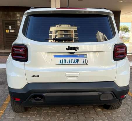 JEEP-RENEGADE-2025