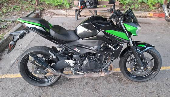 KAWASAKI Z400 