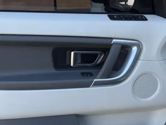 LAND ROVER-DISCOVERY SPORT-2.0 16V SI4 TURBO GASOLINA SE 4P AUTOMÁTICO LAND ROVER-DISCOVERY SPORT-2015