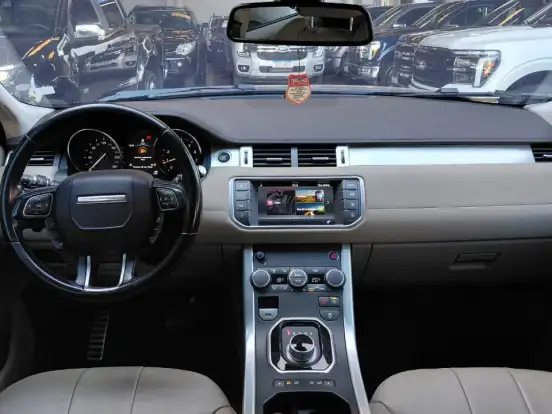 LAND ROVER-RANGE ROVER EVOQUE-2.0 SE 4WD 16V GASOLINA 4P AUTOMÁTICO LAND ROVER-RANGE ROVER EVOQUE-2016