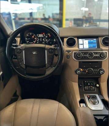 LAND ROVER-DISCOVERY 4-3.0 SE 4X4 V6 24V BI-TURBO DIESEL 4P AUTOMÁTICO LAND ROVER-DISCOVERY 4-2014