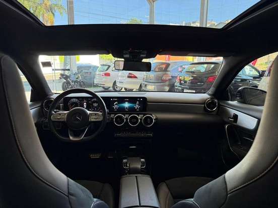 MERCEDES-BENZ-A 35 AMG-2019