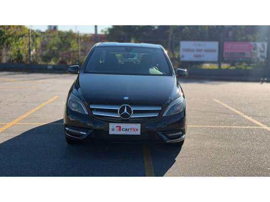 MERCEDES-BENZ-B 200-1.6 SPORT TURBO GASOLINA 4P AUTOMÁTICO MERCEDES-BENZ-B 200-2014
