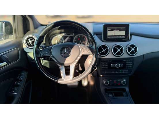 MERCEDES-BENZ-B 200-2014