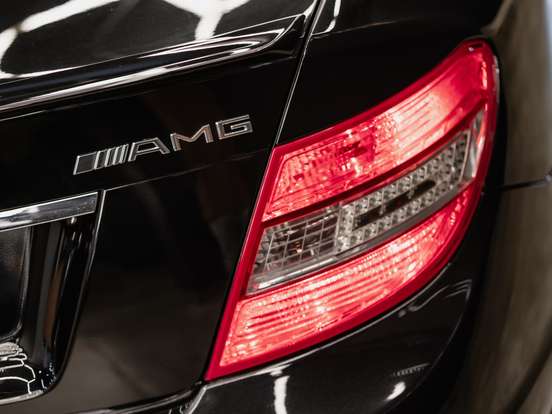 MERCEDES-BENZ-C 63 AMG-6.3 SEDAN V8 GASOLINA 4P AUTOMATICO MERCEDES-BENZ-C 63 AMG-2008