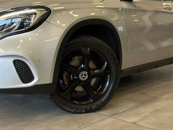 MERCEDES-BENZ-GLA 200-1.6 CGI FLEX ADVANCE 7G-DCT MERCEDES-BENZ-GLA 200-2017