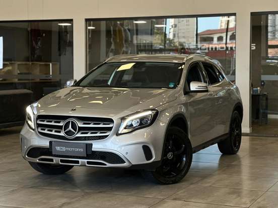 MERCEDES-BENZ-GLA 200-1.6 CGI FLEX ADVANCE 7G-DCT MERCEDES-BENZ-GLA 200-2017
