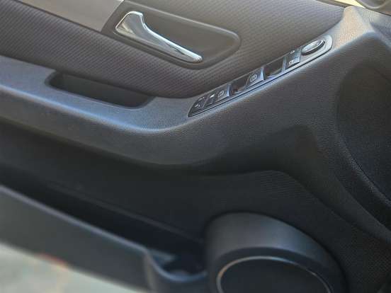MERCEDES-BENZ-B 180-1.7 8V GASOLINA 4P AUTOMÁTICO MERCEDES-BENZ-B 180-2010