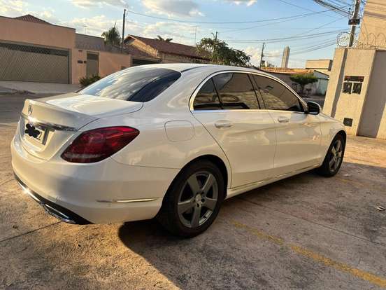 MERCEDES-BENZ-C 200-2.0 CGI AVANTGARDE 16V GASOLINA 4P AUTOMÁTICO MERCEDES-BENZ-C 200-2015
