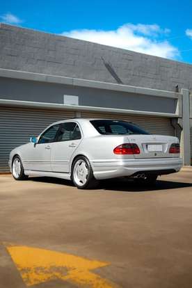 MERCEDES-BENZ-E 55 AMG-1999