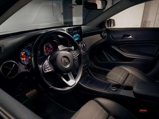MERCEDES-BENZ-GLA 200-1.6 CGI ADVANCE 16V TURBO FLEX 4P AUTOMÁTICO MERCEDES-BENZ-GLA 200-2017