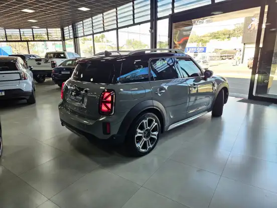 MINI-COUNTRYMAN-1.5 12V TWINPOWER TURBO HYBRID COOPER S E TOP ALL4 STEPTRONIC MINI-COUNTRYMAN-2020