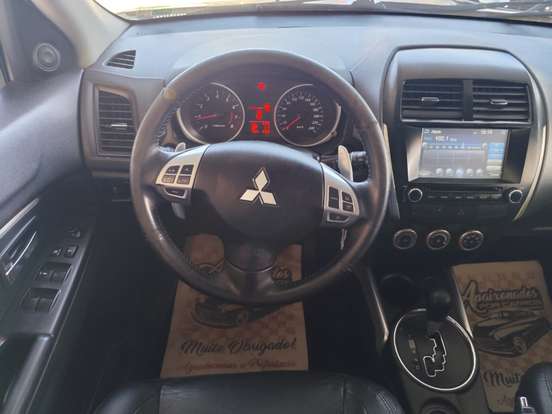 MITSUBISHI-ASX-2011