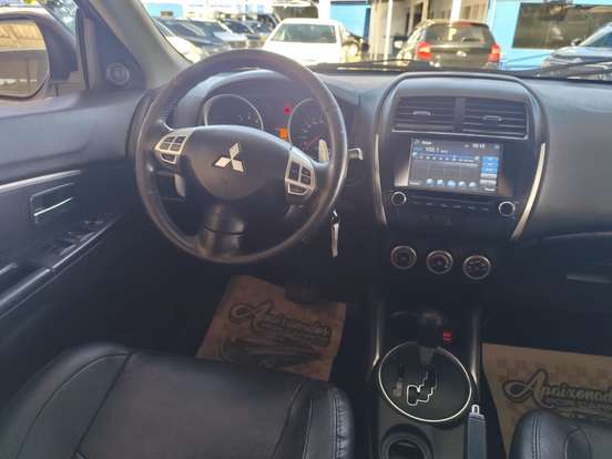 MITSUBISHI-ASX-2011