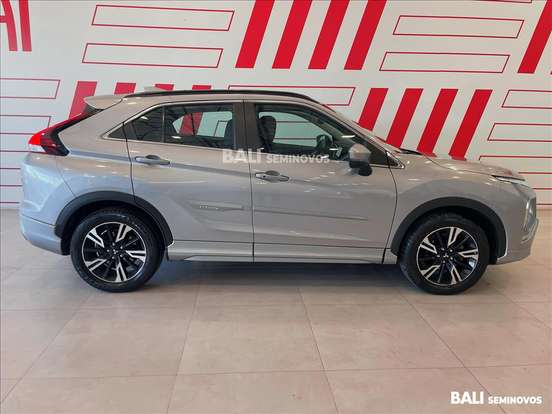 MITSUBISHI-ECLIPSE CROSS-2022