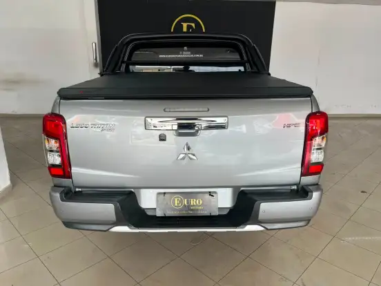 MITSUBISHI-L200 TRITON-2.4 16V TURBO DIESEL SPORT HPE CD 4P 4X4 AUTOMÁTICO MITSUBISHI-L200 TRITON-2023