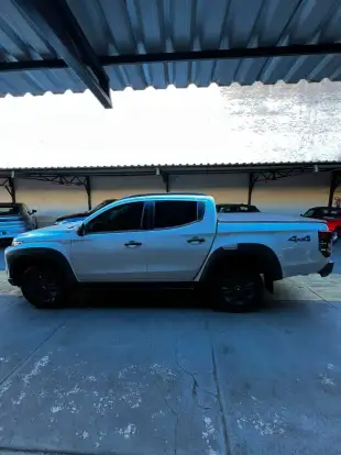 MITSUBISHI-L200 TRITON-2025