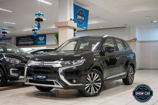 MITSUBISHI-OUTLANDER-2018