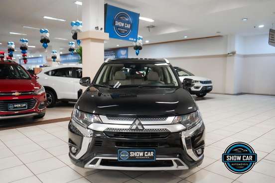 MITSUBISHI-OUTLANDER-2018