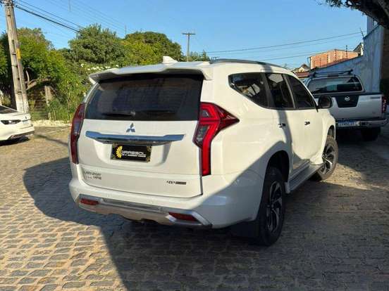 MITSUBISHI-PAJERO SPORT-2.4 16V MIVEC TURBO DIESEL HPE AWD AUTOMÁTICO MITSUBISHI-PAJERO SPORT-2024