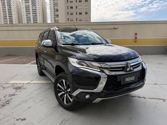 MITSUBISHI PAJERO SPORT 2.4 16V MIVEC TURBO DIESEL HPE AWD AUTOMÁTICO
