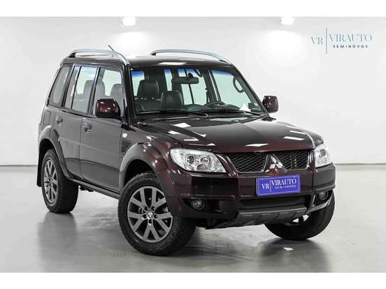 MITSUBISHI-PAJERO TR4-2.0 4X2 16V 140CV FLEX 4P MANUAL MITSUBISHI-PAJERO TR4-2011