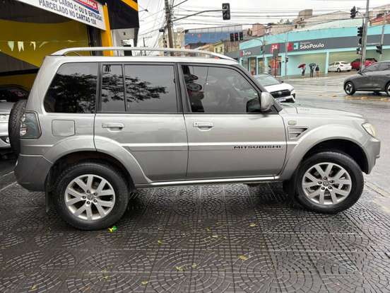 MITSUBISHI-PAJERO TR4-2.0 GLS 4X4 16V FLEX 4P MANUAL MITSUBISHI-PAJERO TR4-2012