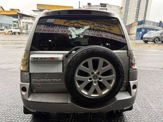 MITSUBISHI-PAJERO TR4-2012