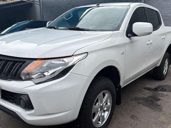 MITSUBISHI-L200 TRITON-2.4 16V TURBO DIESEL GL CD 4X4 MANUAL MITSUBISHI-L200 TRITON-2022