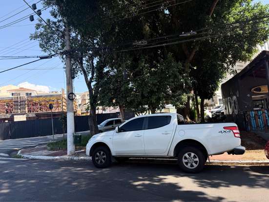 MITSUBISHI-L200 TRITON-2022
