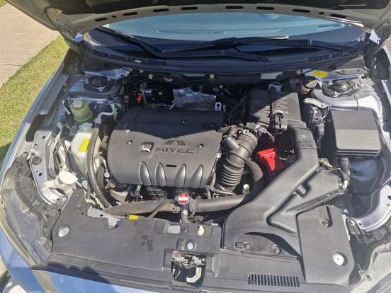 MITSUBISHI-LANCER-2013