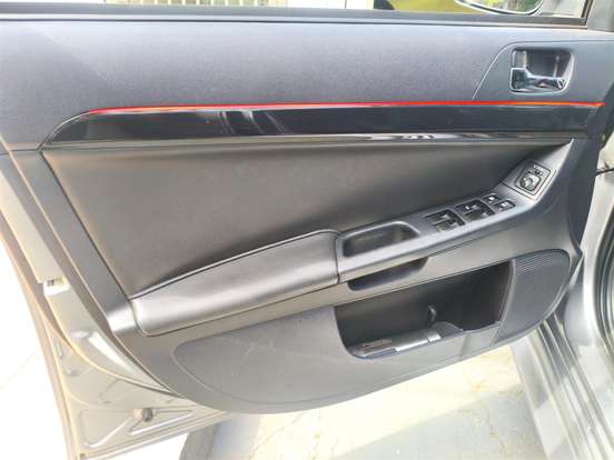 MITSUBISHI-LANCER-2013