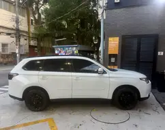 MITSUBISHI OUTLANDER 2.0 16V GASOLINA 4P AUTOMÁTICO MITSUBISHI OUTLANDER 2.0 16V GASOLINA 4P AUTOMÁTICO