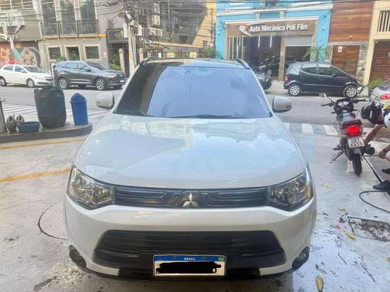 MITSUBISHI-OUTLANDER-2.0 16V GASOLINA 4P AUTOMÁTICO MITSUBISHI-OUTLANDER-2015