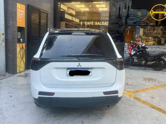 MITSUBISHI-OUTLANDER-2.0 16V GASOLINA 4P AUTOMÁTICO MITSUBISHI-OUTLANDER-2015