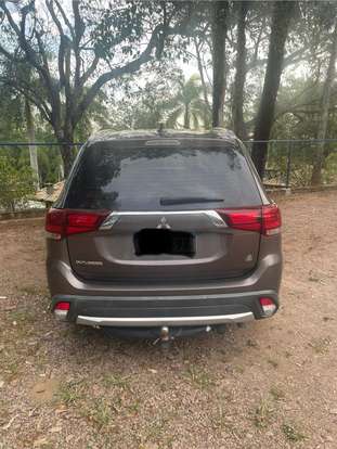 MITSUBISHI-OUTLANDER-2017