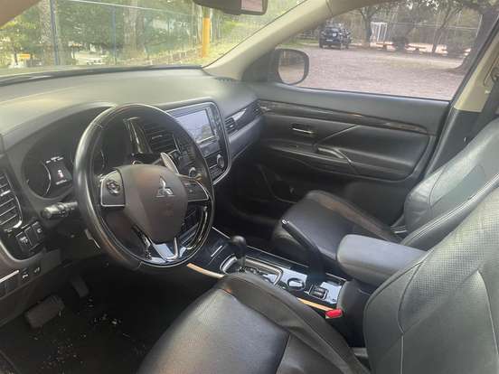 MITSUBISHI-OUTLANDER-2017