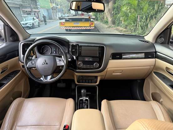 MITSUBISHI-OUTLANDER-2.2 4X4 16V DIESEL 4P AUTOMÁTICO MITSUBISHI-OUTLANDER-2017