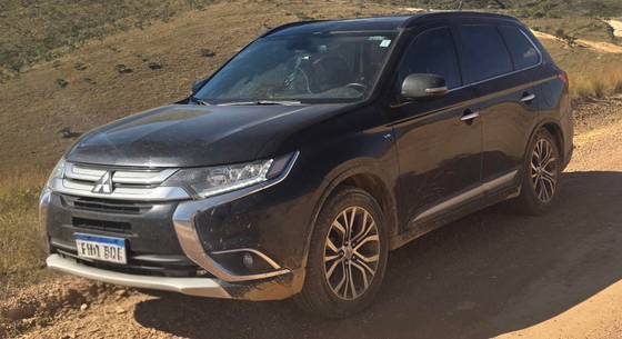 MITSUBISHI OUTLANDER 3.0 GT 4X4 V6 24V GASOLINA 4P AUTOMÁTICO