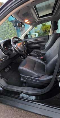 MITSUBISHI-OUTLANDER-2015