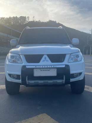 MITSUBISHI-PAJERO TR4-2.0 4X4 16V 140CV FLEX 4P AUTOMÁTICO MITSUBISHI-PAJERO TR4-2014
