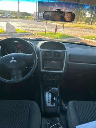 MITSUBISHI-PAJERO TR4-2011