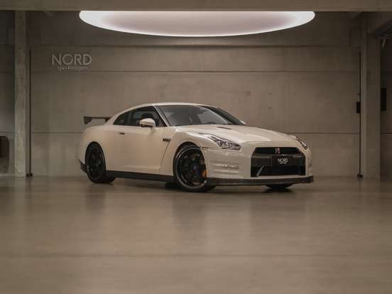 NISSAN-GT-R-3.8 PREMIUM V6 24V BI-TURBO GASOLINA 2P AUTOMÁTICO NISSAN-GT-R-2011