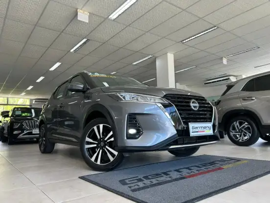 NISSAN-KICKS-2023