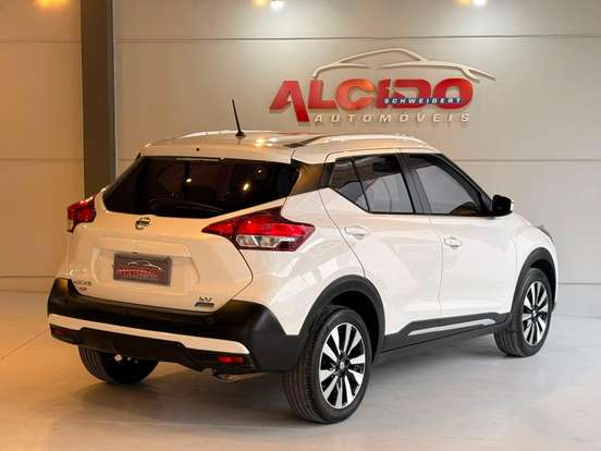 NISSAN-KICKS-1.6 16V FLEXSTART SV 4P XTRONIC NISSAN-KICKS-2017