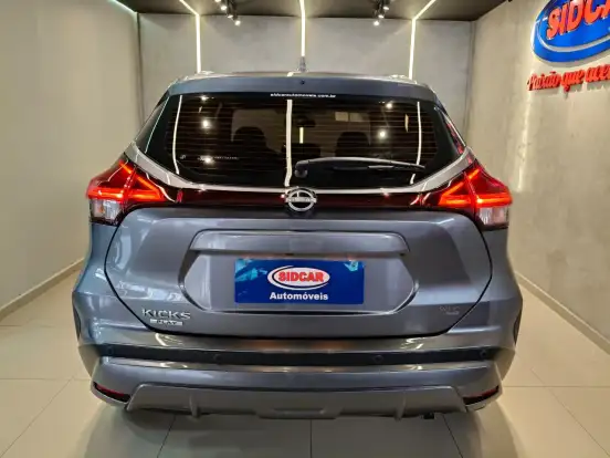 NISSAN-KICKS PLAY-2025