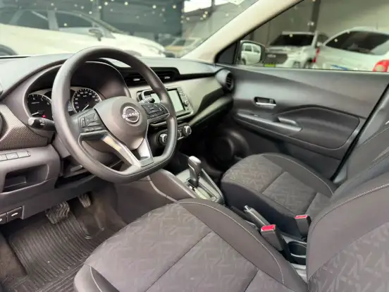 NISSAN-KICKS PLAY-2025