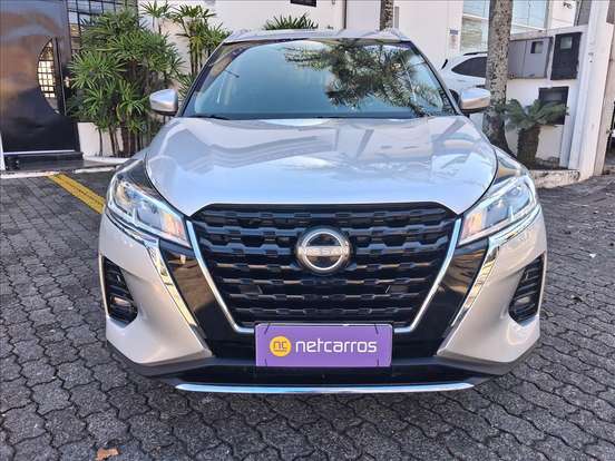 NISSAN-KICKS PLAY-2025