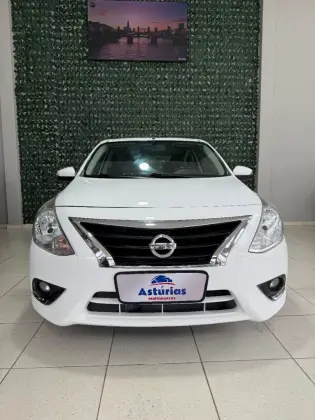 NISSAN VERSA 1.6 16V FLEXSTART SL 4P XTRONIC NISSAN VERSA 1.6 16V FLEXSTART SL 4P XTRONIC